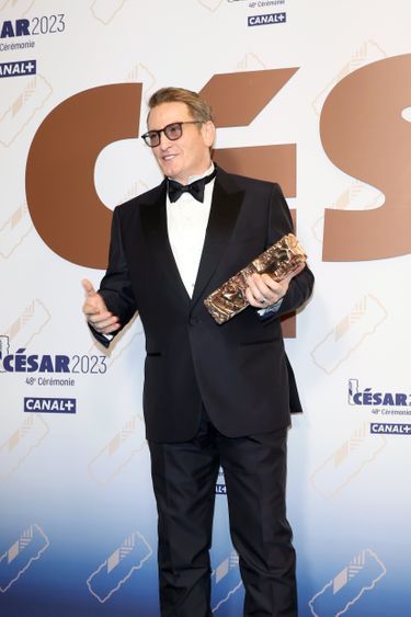 Benoît Magimel reçoit le César du meilleur acteur en 2023.