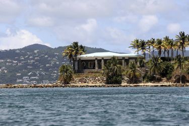 D'« île pédophile » à resort de luxe, la métamorphose de Little Saint