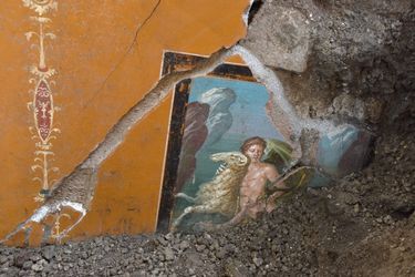 Uno straordinario affresco che rinasce dalle ceneri di Pompei