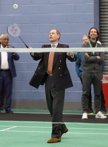 Edward lors du championnat de badminton All England Open, le 14 mars à Birmingham. En mai 2022, son neveu maniait la raquette dans la même ville mais avec Sports Key, un organisme qui favorise la cohésion sociale.