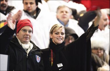 ITALY - FEBRUARY 10:  Prince Albert of Monaco with his new girlfriend Charlene Wittstock at the Opening ceremony of the 2006 Winter Olympics in Turin, Italy on February 10, 2006.  (Photo by Alain BENAINOUS/Gamma-Rapho via Getty Images)