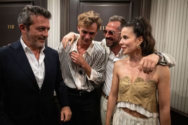 Farouk Bermouga, Hector Langevin, Franck Monsigny et Raphaele Volkoff de la sÃ©rie Demain nous appartient posent lors du festival CannesSeries a l'hotel Majestic Barriere. Cannes, FRANCE-05/04/2024