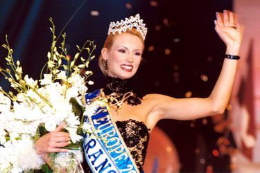 Elodie Gossuin a été élue Miss Europe le 29 décembre 2001 au Liban.