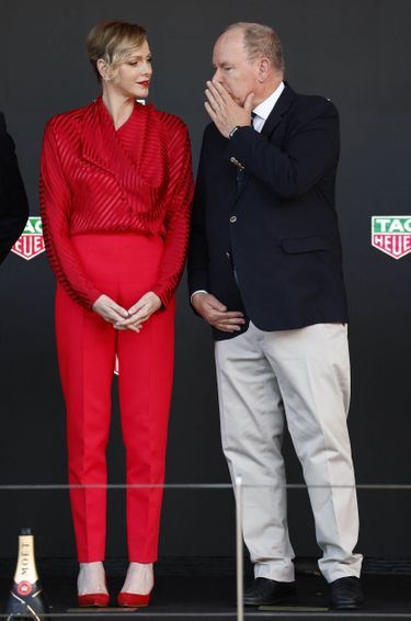 Le prince Albert et la princesse Charlène lors du podium du 82e Grand Prix de Formule de 1 Monaco, le 25 mai 2025.