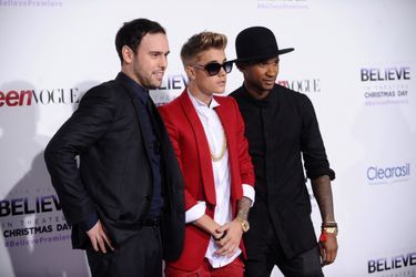 Scooter Braun, Justin Bieber et Usher à la première de « Justin Bieber's Believe » à Los Angeles, en 2013.
