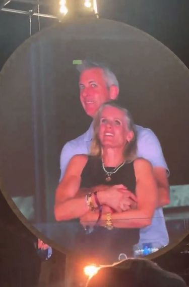 Andy Byron, PDG d’Astronomer et sa collègue Kristin Cabot au concert de Coldplay avec la Love Cam, le 16 juillet 2025.