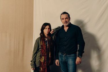 L’actrice émergente et la star : Nastya Golubeva et Jean Dujardin, le 2 mars à Paris.