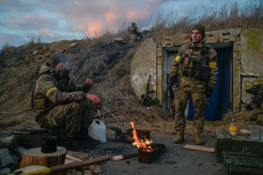 Le photographe de l'agence Reuters Maksim Levin a immortalisé la résistance des soldats ukrainiens basés à Vasylkiv, dans la région de Kiev.