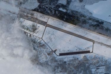 Au-dessus de la base aérienne de Pribytki, au Bélarus, le 11 février 2022.