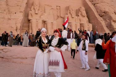 Lors de l'alignement du Soleil avec le visage de la statue de Ramsès II, à Abou Simbel, dans le sud de l'Égypte, le 21 février 2022.