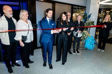 La princesse Sofia et le prince Carl Philip de Suède inaugurent le musée interactif "Avicii Experience" à Stockholm, le 24 février 2022