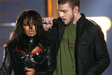 Janet Jackson et Justin Timberlake sur le scène du Super Bowl en février 2004.