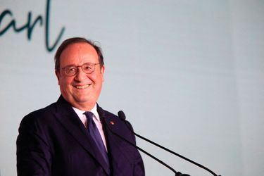 François Hollande ici en décembre 2021 lors d&#039;un Congrès en Tunisie. 