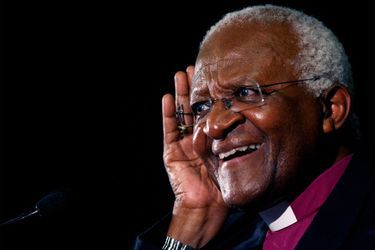 L&#039;archevêque Desmond Tutu lors du lancement d&#039;une campagne marquant le 60e anniversaire de la signature de la Déclaration universelle des droits de l&#039;homme, le 10 décembre 2007.