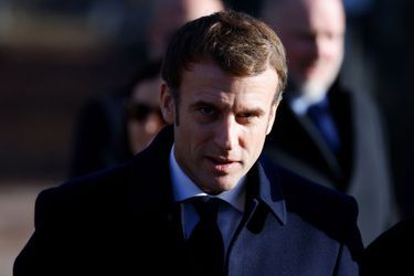 Emmanuel Macron lundi lors d&#039;un déplacement. 