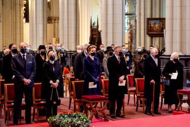 La famille royale de Belgique lors de la messe en mémoire de ses défunts à Laeken, le 17 février 2022