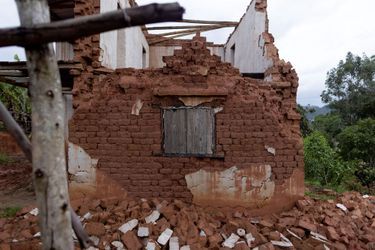 Selon le dernier bilan du Bureau de gestion des risques et des catastrophes (BNGRC), 20 personnes ont été tuées et 55.000 ont dû quitter leur foyer après le passage du cyclone Batsirai sur l'île de Madagascar. 