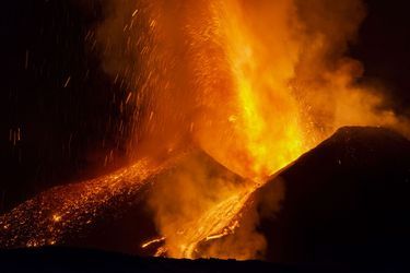 L&#039;éruption de l&#039;Etna, en Sicile (Italie), le 10 février 2022.