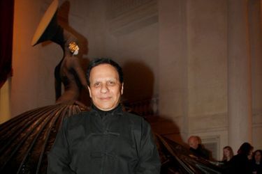 Azzedine Alaïa, lors de la grande rétrospective consacrée à Jean-Paul Goude au musée des Arts décoratifs, en novembre 2011. 