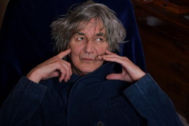 Jacques Higelin chez lui, en novembre 2006.  