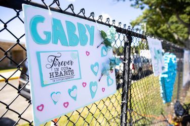 Une pancarte en hommage à Gabby Petito, retrouvée morte le 19 septembre. 