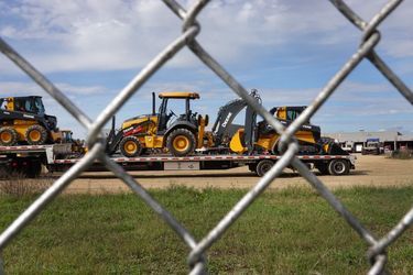 Depuis jeudi, 10.000 salariés du constructeur de tracteurs John Deere sont en grève, comme ici à Dubuque, dans l&#039;Iowa.