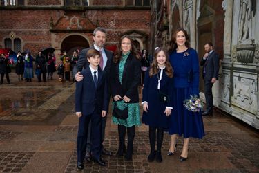 Les princesses Isabella, Josephine et Mary et les princes Vincent et Frederik de Danemark au château de Frederiksborg à Hillerod, le 3 février 2022 