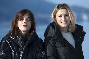 Valérie Donzelli et Julie Gayet lors du 29e Festival de Gérardmer le 27 janvier 2022