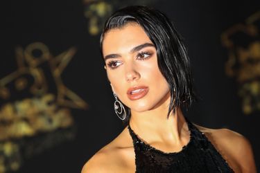 Dua Lipa, le 10 novembre 2018 aux NRJ Music Awards à Cannes.