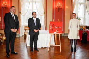 La princesse Ingrid Alexandra de Norvège reçoit le cadeau du Parlement pour ses 18 ans au Palais royal à Oslo, le 21 janvier 2022