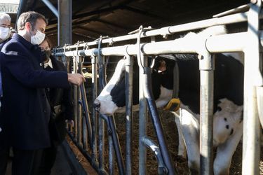 Le président Emmanuel Macron a visité un lycée agricole à Ahun, dans la Creuse.