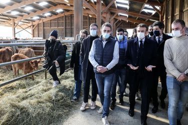 Le président Emmanuel Macron a visité un lycée agricole à Ahun, dans la Creuse.