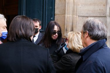 Béatrice Dalle aux obsèques de Jean-Jacques Beineix en l'église Saint-Roch à Paris le 20 janvier 2022