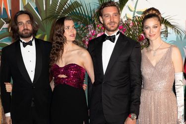 Dimitri Rassam, Charlotte Casiraghi, Pierre Casiraghi et Beatrice Casiraghi au Bal de la rose 2019 à Monaco. 