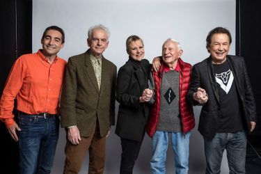Dorothée aux côtés de Cyril Drevet, Jacky, Michel Klein et Bernard Minet. 