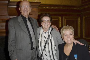 Mimie Mathy avec ses parents, Marcel et Roberte, en 2013