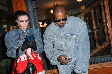 Kanye West et Julia Fox le 23 janvier 2022. 