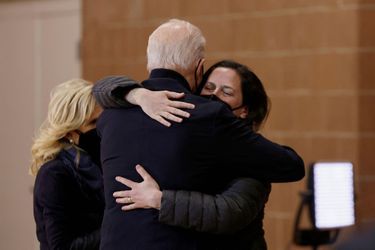 Joe Biden à la rencontre de sinistrés dans l&#039;Etat du Colorado, une semaine après de violents incendies qui y ont détruit près d&#039;un millier de maisons.