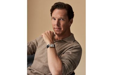 Benedict Cumberbatch et la Reverso Tribute Nonantième proposée en édition limitée.