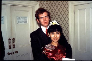 Aung San Suu Kyi et Michael Aris, le jour de leur mariage, le 1er janvier 1972.