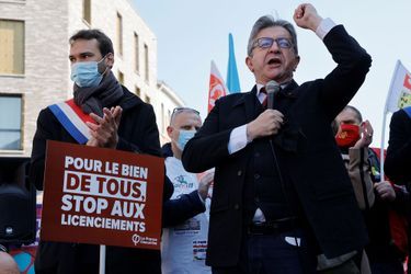 Jean-Luc Mélenchon à Lille samedi, lors d'un discours à ses militants en début de manifestation.