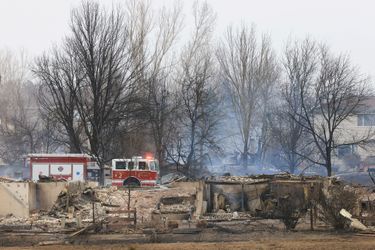 Au moins 991 maisons ont été détruites par les flammes qui ont ravagé jeudi des quartiers entiers de Superior et Louisville, deux localités voisines de Denver, la principale ville de l&#039;Etat, forçant des dizaines de milliers de personnes à fuir dans l&#039;urgence.
