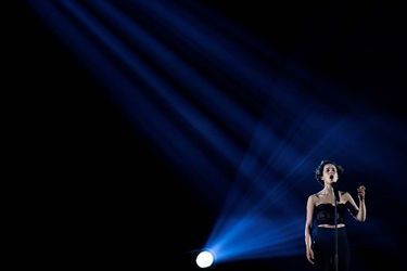 Barbara Pravi sur la scène du concours de l&#039;Eurovision. 