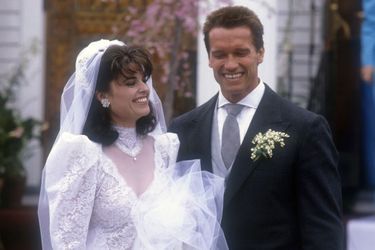Arnold Schwarzenegger et Maria Shriver le jour de leur mariage, le 26 avril 1986 dans le Massachusetts.  