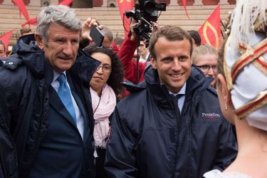  Philippe de Villiers et Emmanuel Macron, ici au Puy du Fou en août 2016. 
