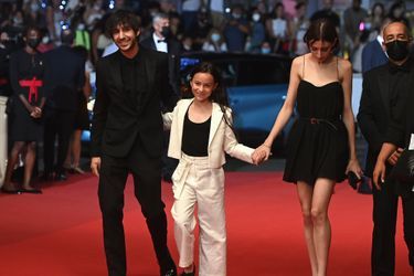 Ben, Joe et Alice Attal, les enfants de Charlotte Gainsbourg et Yvan Attal, au Festival de Cannes en juillet 2021