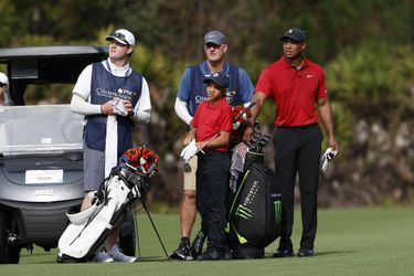 Tiger Woods et son fils Charlie au tournoi père-fils PNC Championship à Orlando (Floride) le 19 décembre 2021