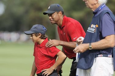 Tiger Woods et son fils Charlie au tournoi père-fils PNC Championship à Orlando (Floride) le 19 décembre 2021