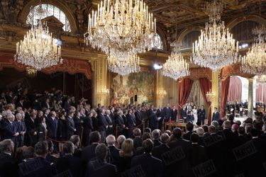 16 mai 2007, cérémonie d&#039;investiture du président Nicolas Sarkozy. Claude Guéant (cercle rouge) est aux premières loges. 