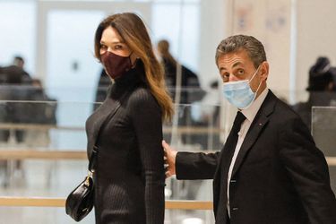 Carla Bruni et Nicolas Sarkozy au tribunal de Paris le 9 décembre 2020